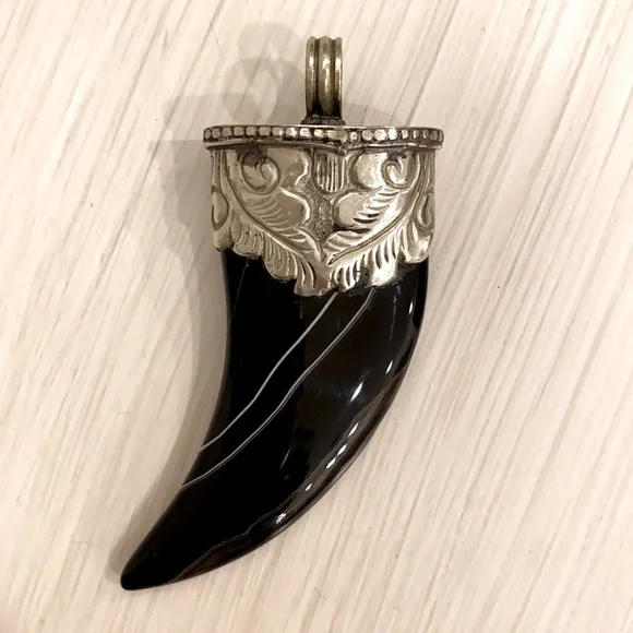 Large Natural Black Onyx Horn  & Silver Pendant / Enhancer - Picture 2 of 4